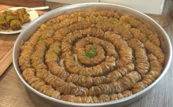 Gürsu Usulü Tatlı Büzgülü Baklava Tarifi