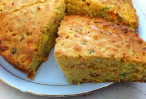 Sarıgöl Usulü Tatlı Plaska Pide Mısır Unlu Tuzlu Kek Tarifi